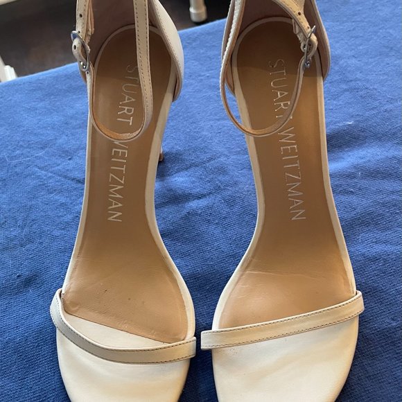 Stuart Weizman Nudistsong Strap Sandal (Size 7 - White - Leather) - Picture 5 of 9